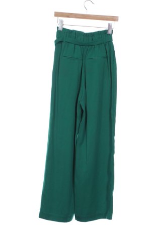 Pantaloni de femei Bershka, Mărime XXS, Culoare Verde, Preț 78,20 Lei