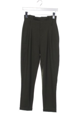 Dámské kalhoty  Bershka, Velikost XS, Barva Zelená, Cena  429,00 Kč