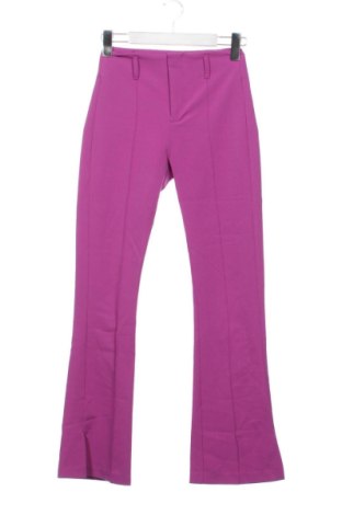 Damskie spodnie Bershka, Rozmiar XXS, Kolor Fioletowy, Cena 80,38 zł