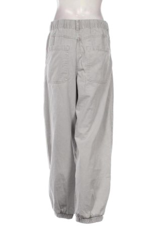 Дамски панталон Bershka, Размер M, Цвят Сив, Цена 15,00 €