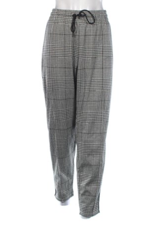 Damenhose C&A, Größe XXL, Farbe Mehrfarbig, Preis € 19,99