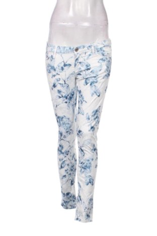 Damenhose Guess, Größe M, Farbe Mehrfarbig, Preis € 50,99
