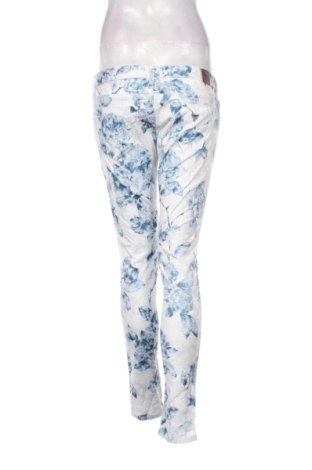 Damenhose Guess, Größe M, Farbe Mehrfarbig, Preis € 50,99