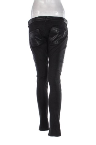 Pantaloni de femei Guess, Mărime L, Culoare Multicolor, Preț 145,99 Lei