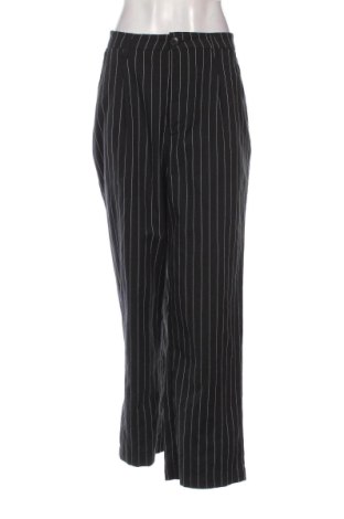 Damskie spodnie H&M Divided, Rozmiar M, Kolor Kolorowy, Cena 80,38 zł