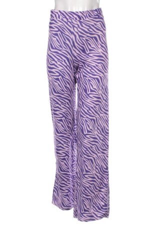 Дамски панталон H&M Divided, Размер XL, Цвят Многоцветен, Цена 8,18 €, #136398813