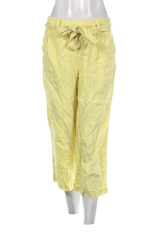 Pantaloni de femei Lands' End, Mărime M, Culoare Galben, Preț 68,99 Lei