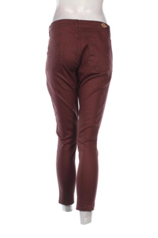 Дамски панталон Lee Cooper, Размер XL, Цвят Червен, Цена 20,96 €