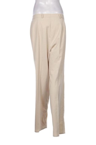 Damenhose Liva, Größe 3XL, Farbe Beige, Preis 15,00 €