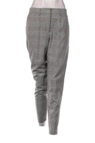 Pantaloni de femei Naf Naf, Mărime M, Culoare Multicolor, Preț 109,48 Lei
