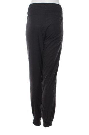 Pantaloni de femei PUMA, Mărime XL, Culoare Negru, Preț 196,99 Lei