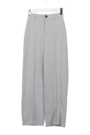 Γυναικείο παντελόνι Pull&Bear, Μέγεθος XXS, Χρώμα Γκρί, Τιμή 15,00 €