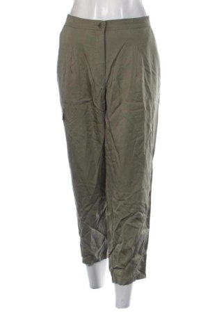 Damenhose Signature, Größe XL, Farbe Grün, Preis € 13,99