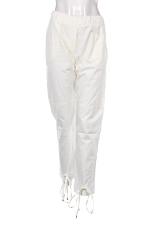 Damenhose Unbranded, Größe S, Farbe Weiß, Preis 15,00 €, #136397893