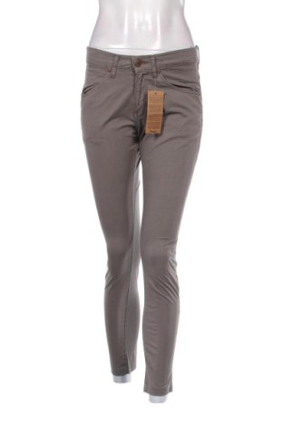 Pantaloni de femei Wrangler, Mărime M, Culoare Verde, Preț 174,85 Lei