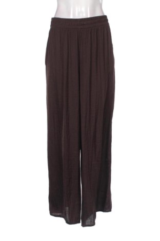 Pantaloni de femei Zara, Mărime M, Culoare Maro, Preț 39,99 Lei, #136392412