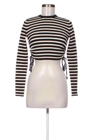 Дамски пуловер Bershka, Размер S, Цвят Многоцветен, Цена 24,03 €