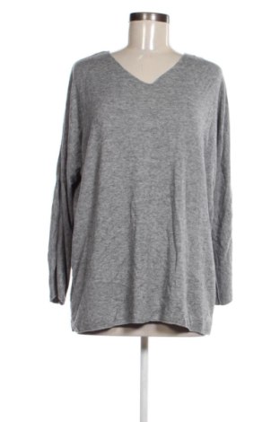Damenpullover NEW COLLECTION, Größe M, Farbe Grau, Preis 20,90 €