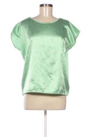 Top de femei American Apparel, Mărime L, Culoare Multicolor, Preț 78,20 Lei