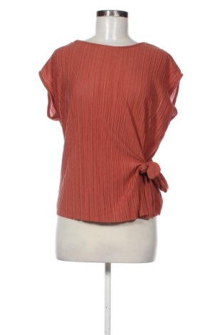 Top de femei Janina, Mărime M, Culoare Maro, Preț 91,99 Lei