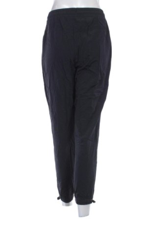 Damen Sporthose Bershka, Größe S, Farbe Schwarz, Preis 19,99 €
