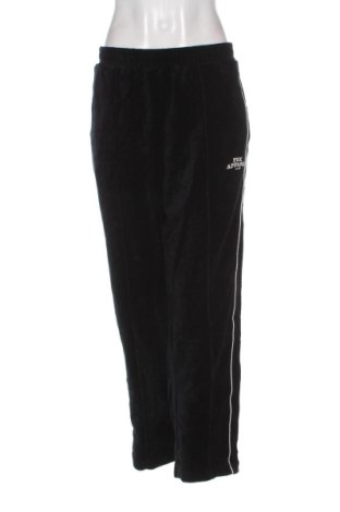 Pantaloni trening de femei Dan Fox X About You, Mărime XL, Culoare Negru, Preț 107,99 Lei