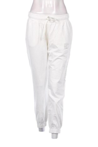 Pantaloni trening de femei Unbranded, Mărime M, Culoare Alb, Preț 91,99 Lei