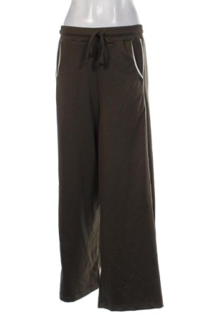 Pantaloni trening de femei Unbranded, Mărime M, Culoare Verde, Preț 78,20 Lei