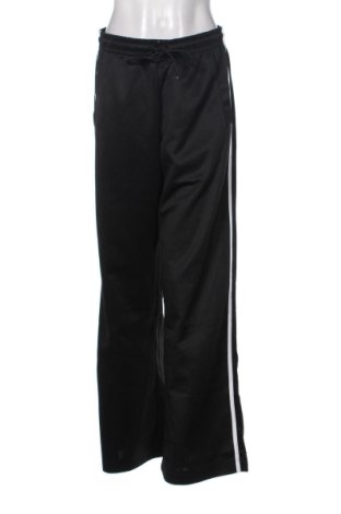 Dámské tepláky Urban Classics, Velikost L, Barva Černá, Cena  1 169,00 Kč