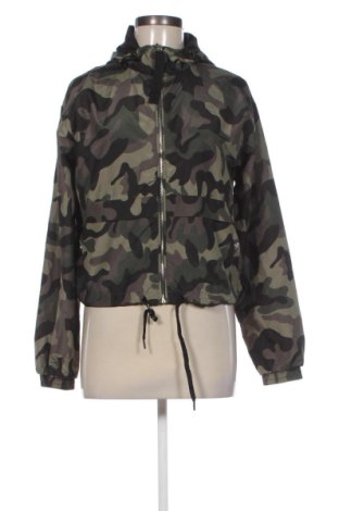 Dámská bunda  Bershka, Velikost L, Barva Vícebarevné, Cena  729,00 Kč