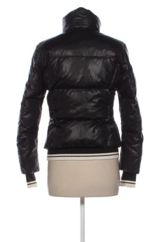 Дамско яке Geox, Размер S, Цвят Черен, Цена 59,27 €