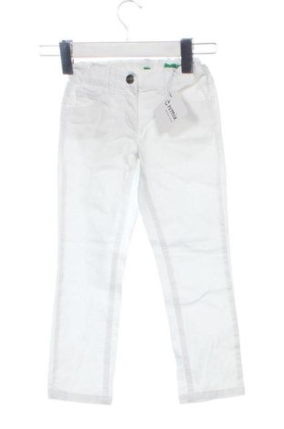Kinderjeans United Colors Of Benetton, Größe 4-5y/ 110-116 cm, Farbe Weiß, Preis € 18,99
