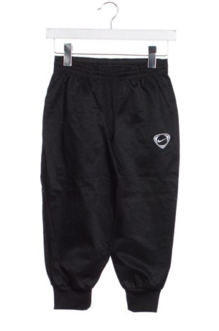 Detské nohavice  Nike, Veľkosť 10-11y/ 146-152 cm, Farba Čierna, Cena  20,91 €