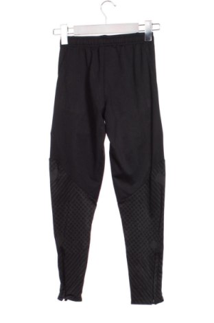 Pantaloni de trening, pentru copii Nike, Mărime 9-10y/ 140-146 cm, Culoare Negru, Preț 107,99 Lei