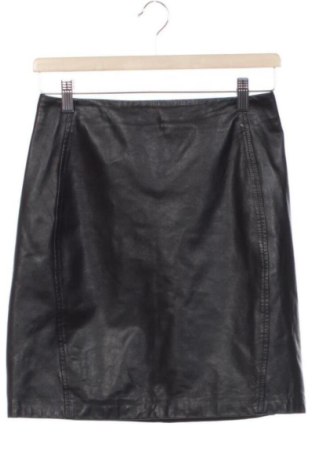 Кожена пола Uterque, Размер XS, Цвят Черен, Цена 56,00 €