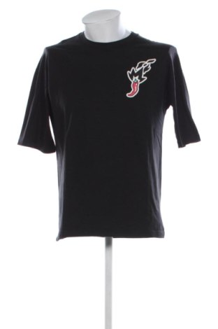 Ανδρικό t-shirt Bershka, Μέγεθος S, Χρώμα Πολύχρωμο, Τιμή 10,00 €