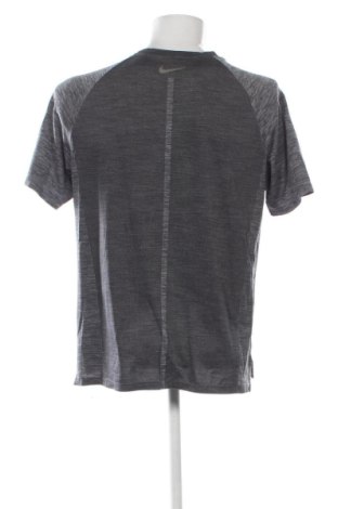 Мъжка тениска Nike, Размер L, Цвят Сив, Цена 14,00 €