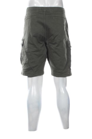 Herren Shorts Clockhouse, Größe L, Farbe Grün, Preis 19,99 €