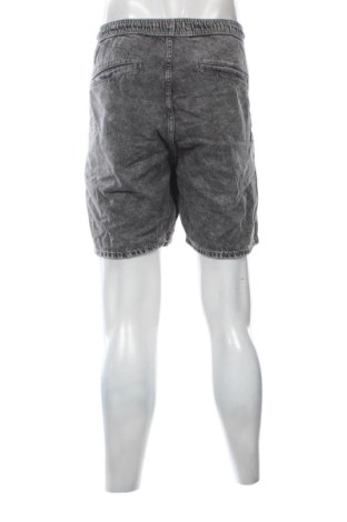 Pantaloni scurți de bărbați Edc By Esprit, Mărime XL, Culoare Gri, Preț 107,99 Lei