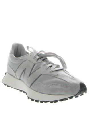 Мъжки обувки New Balance, Размер 44, Цвят Многоцветен, Цена 104,81 €