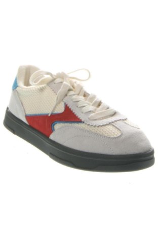 Férfi cipők
 Scotch & Soda, Méret 42, Szín Sokszínű, Ár 55 749 Ft
