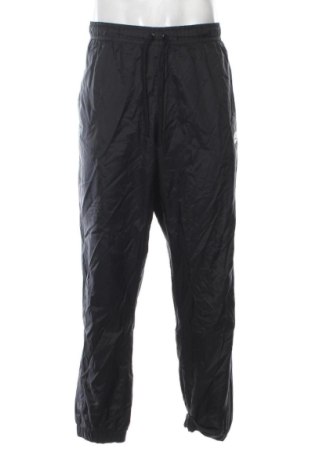 Мъжко спортно долнище Nike, Размер XL, Цвят Черен, Цена 25,05 €