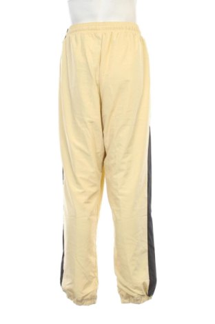 Herren Sporthose Nike, Größe XL, Farbe Mehrfarbig, Preis 57,99 €