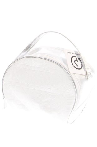 Kosmetiktasche Unbranded, Farbe Weiß, Preis 13,99 €, #136297167