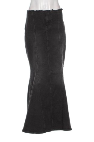 Пола Bershka, Размер L, Цвят Сив, Цена 15,33 €, #136304610
