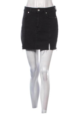Пола Bershka, Размер S, Цвят Черен, Цена 14,77 €