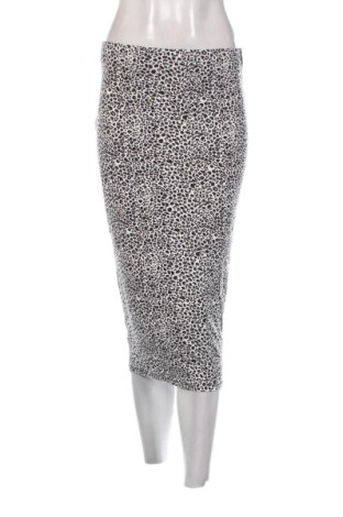 Пола F&F, Размер M, Цвят Многоцветен, Цена 12,00 €