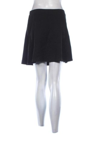 Пола H&M, Размер XL, Цвят Черен, Цена 10,22 €