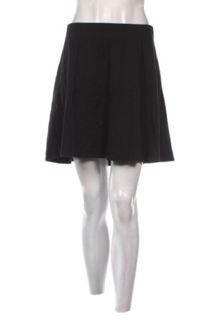 Пола H&M Divided, Размер M, Цвят Черен, Цена 10,00 €