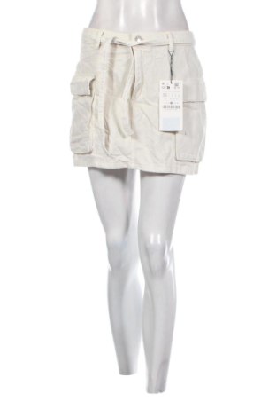 Szoknya Stradivarius, Méret M, Szín Fehér, Ár 11 839 Ft